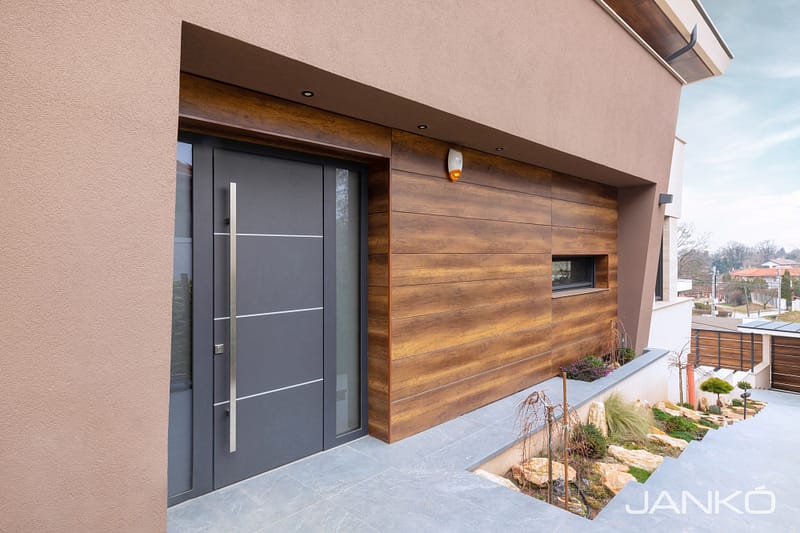 Bejárati ajto-14 Bejárati ajto-14